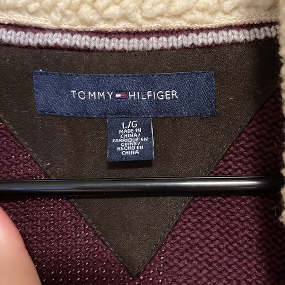 Men’s Tommy Hilfiger Quarter Zip Sweater - Picture 8 of 8